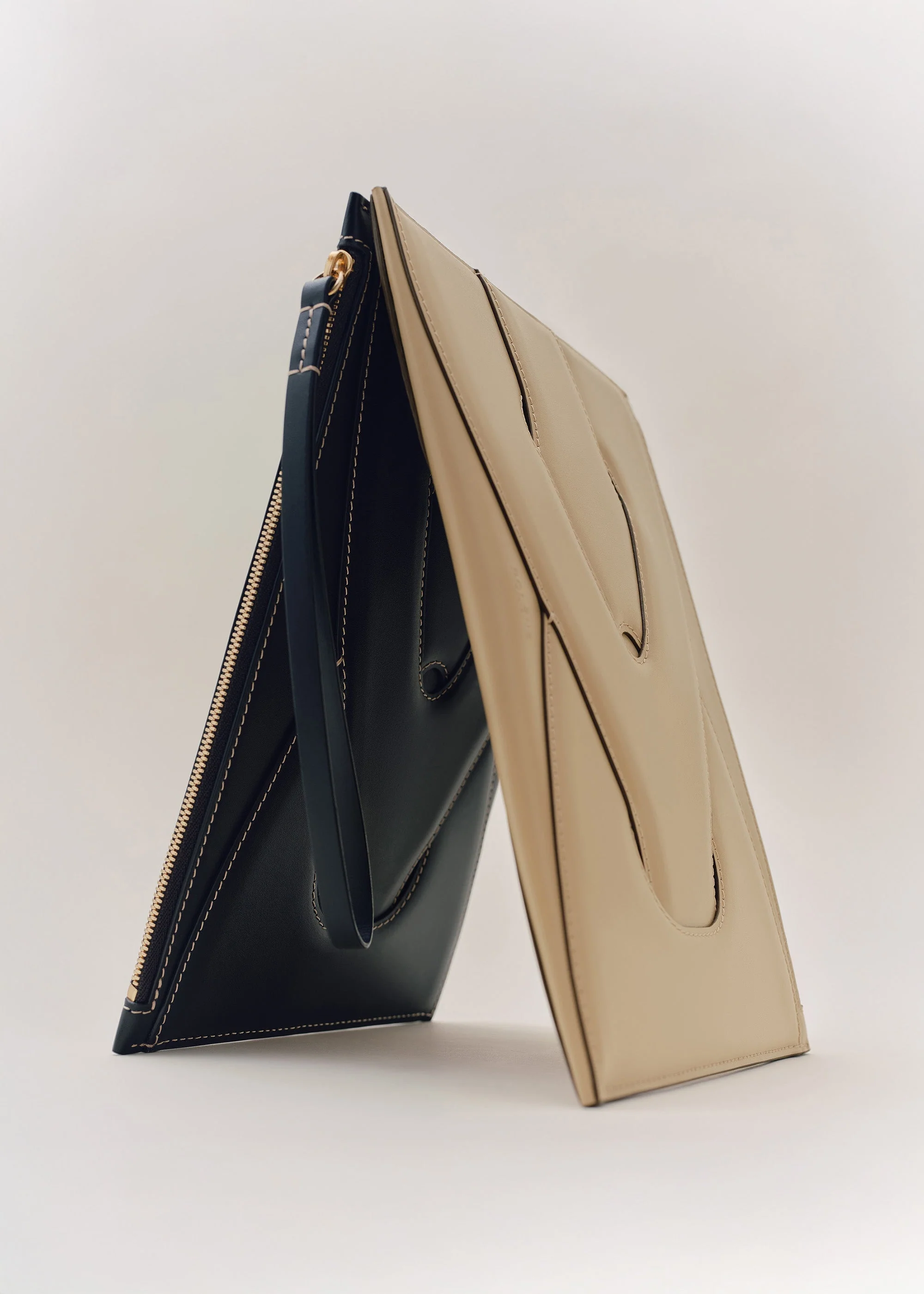 Nodde Pouch - Black - Image 3