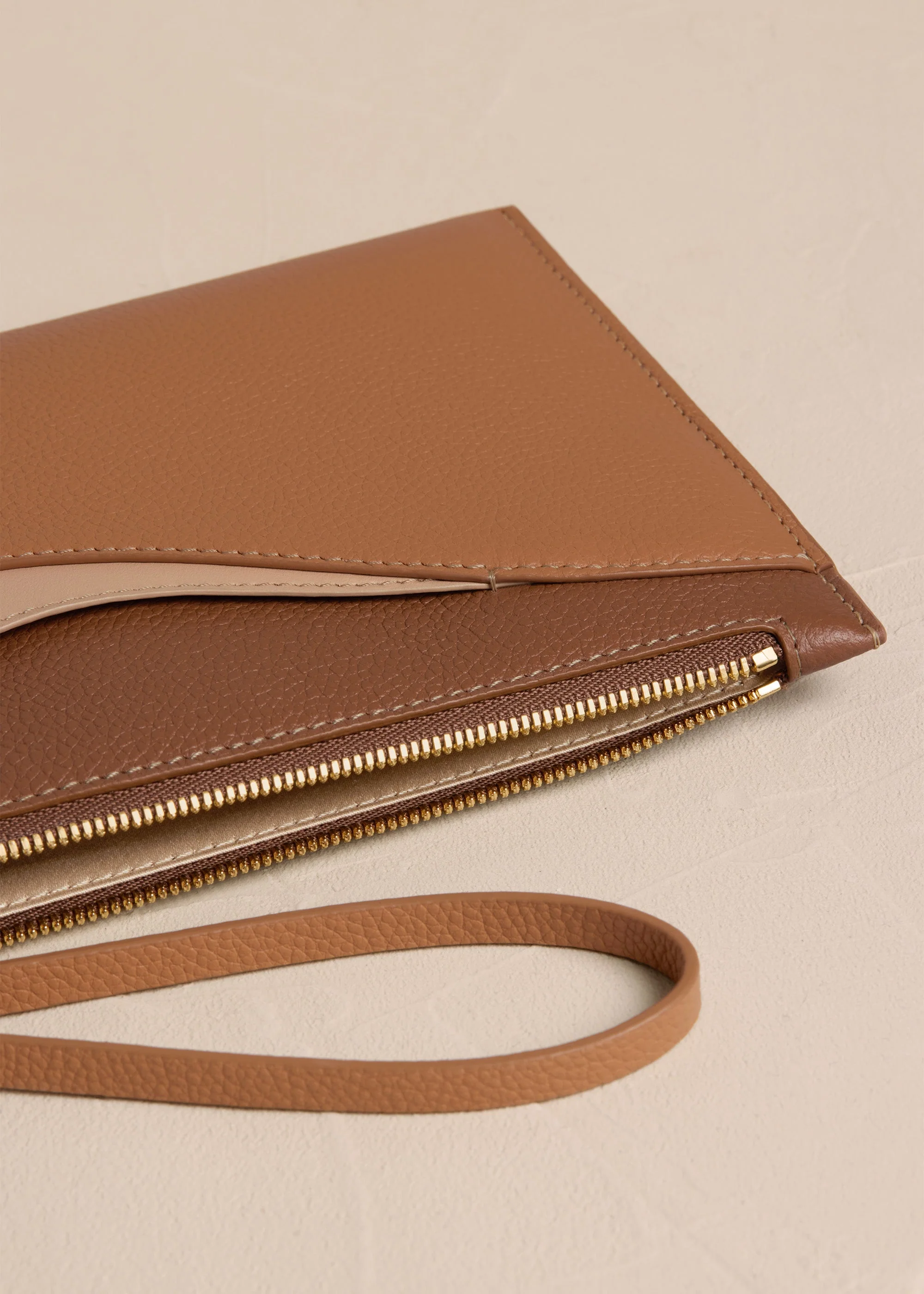 Sierra Pouch - Trio Camel - Image 4